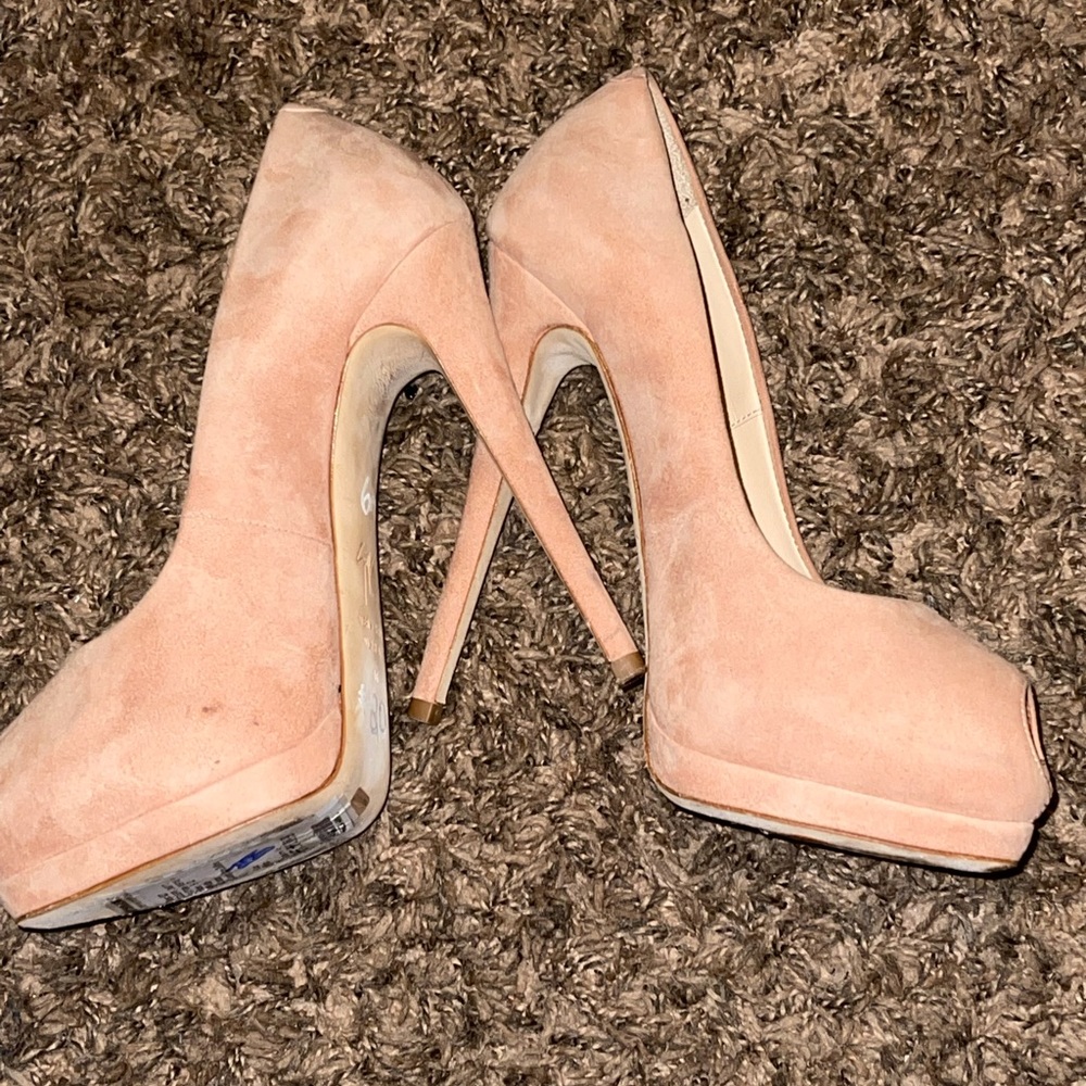 Giuseppe Zanotti Nude Peep Toe Pumps